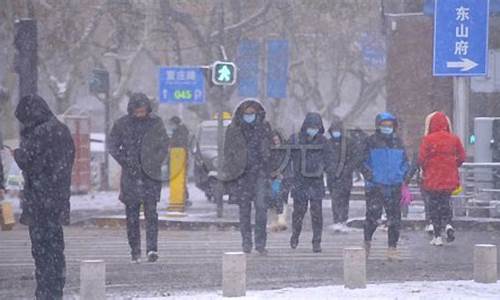 下雪前几天天气热_下雪前几天天气热怎么形容